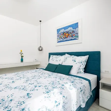 Semesterbostad Oasis With Breathtaking Sunset & Sea View Punat