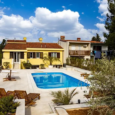 Dom wakacyjny Oasis With Breathtaking Sunset & Sea View
