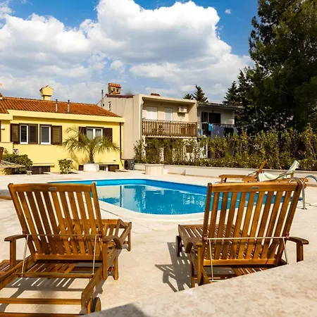 Semesterbostad Oasis With Breathtaking Sunset & Sea View Punat