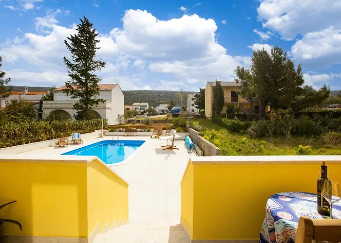 Hébergement de vacances Oasis With Breathtaking Sunset & Sea View Punat