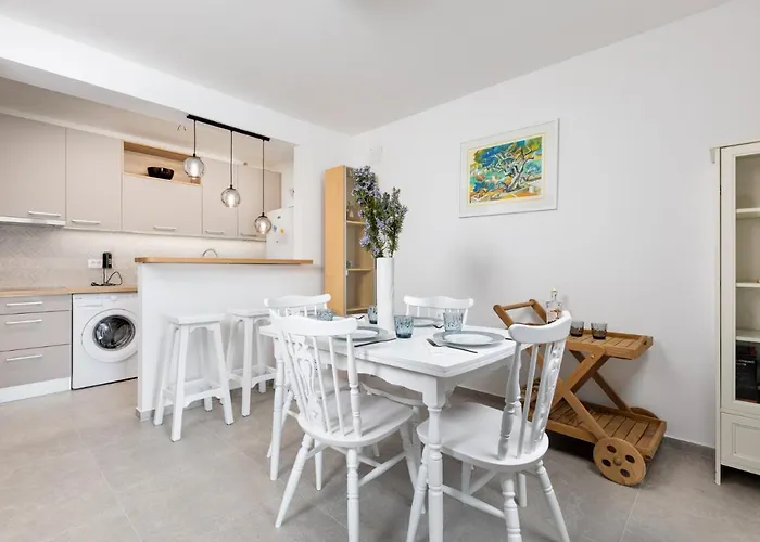 Hébergement de vacances Oasis With Breathtaking Sunset & Sea View