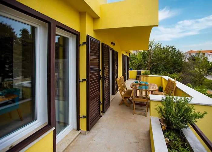 Oasis With Breathtaking Sunset & Sea View