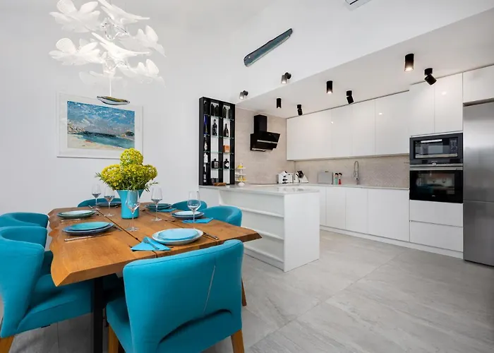 Hébergement de vacances Oasis With Breathtaking Sunset & Sea View *