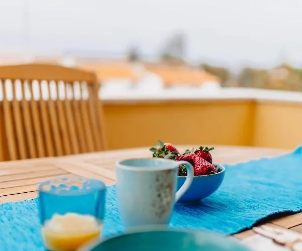 Hébergement de vacances Oasis With Breathtaking Sunset & Sea View Punat