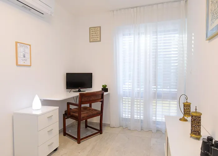 Oasis With Breathtaking Sunset & Sea View Hébergement de vacances *